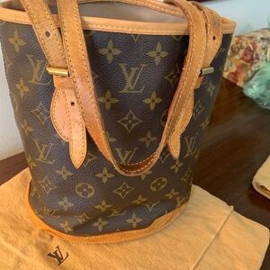 Louis Vuitton vintage Bucket Bag